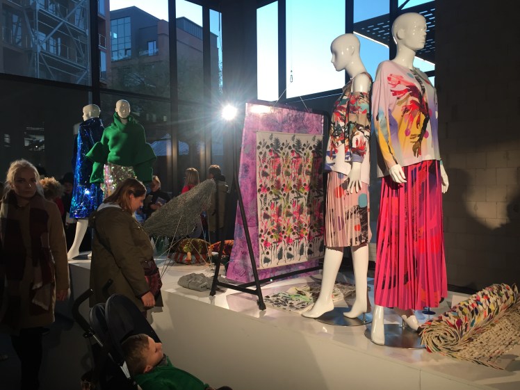 Tekstura. Wystawa poslkiego wzornictwa: KMNAmie.jpg